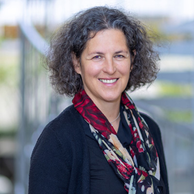 Cécile Torrens – Geschäftsführerin Cécile Torrens – Geschäftsführerin